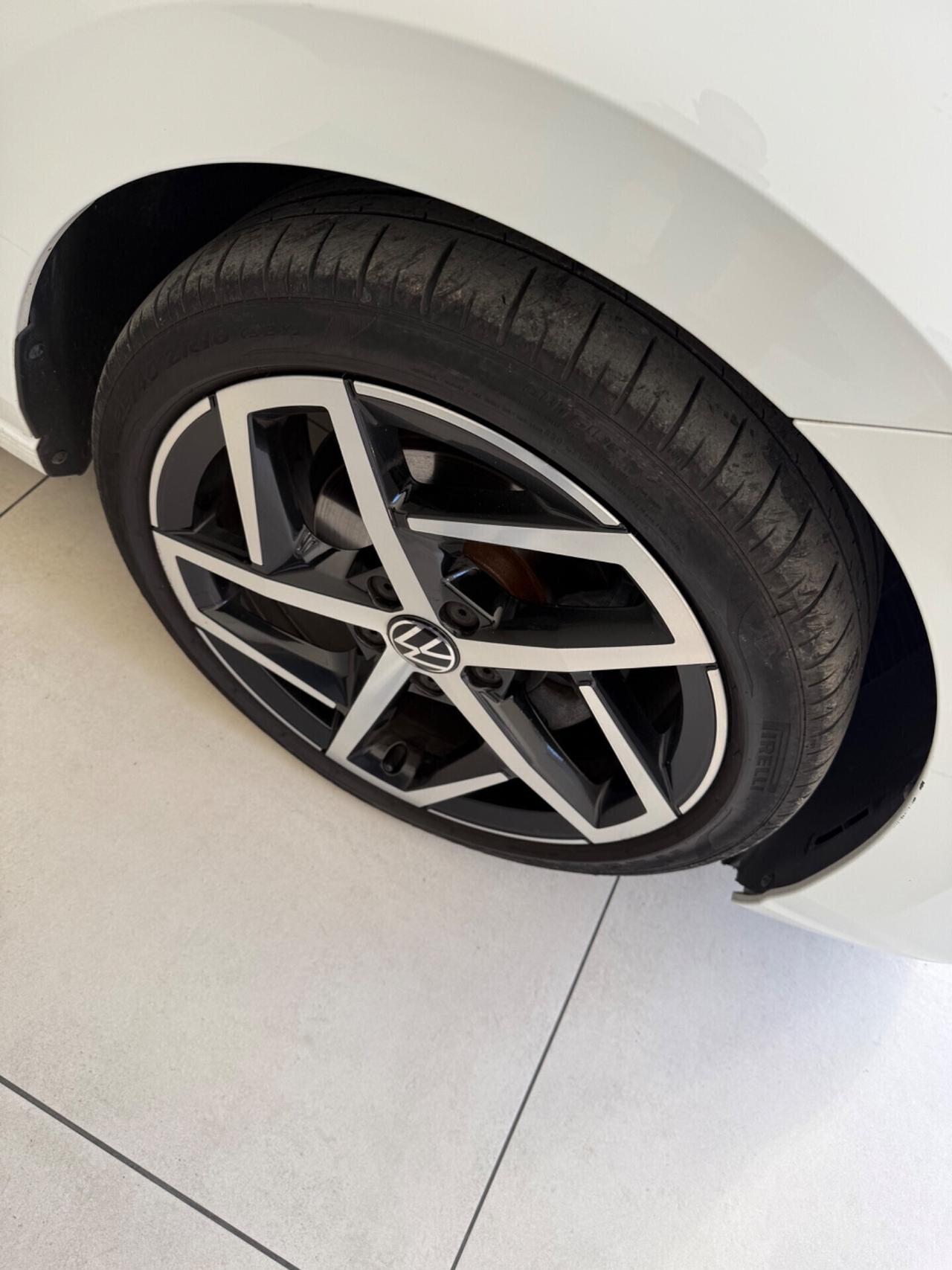 Volkswagen Golf 2.0 TDI 150 CV DSG 1st Edition Style