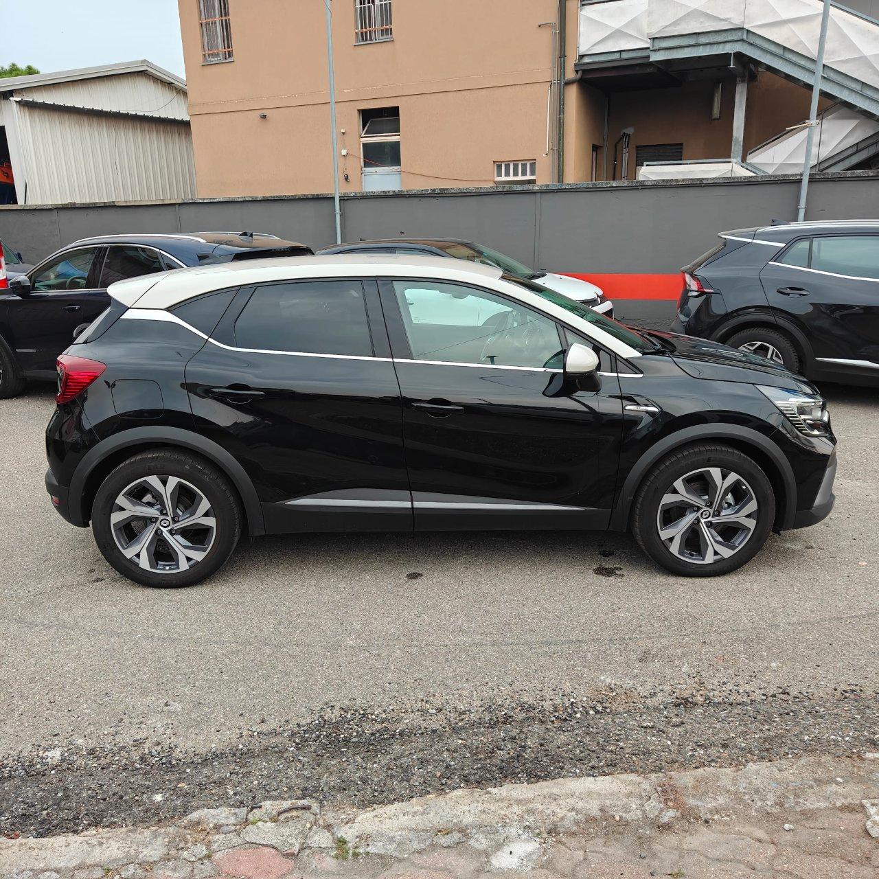 Renault Captur 1.6 E-Tech hybrid RS Line 145cv auto