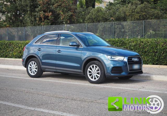 AUDI Q3 2.0 TDI 150 CV Business