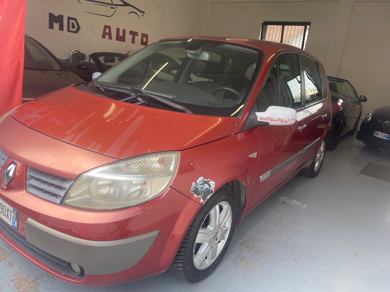 Renault Scenic Scénic 1.6 benzina 90.000 km