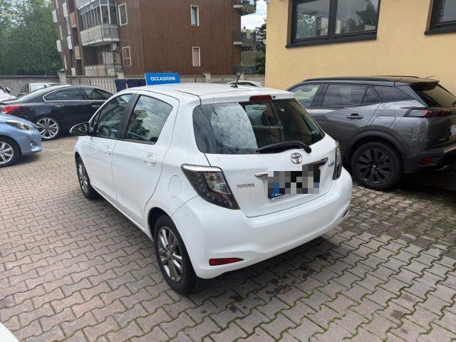TOYOTA Yaris 1.3 5 porte Lounge