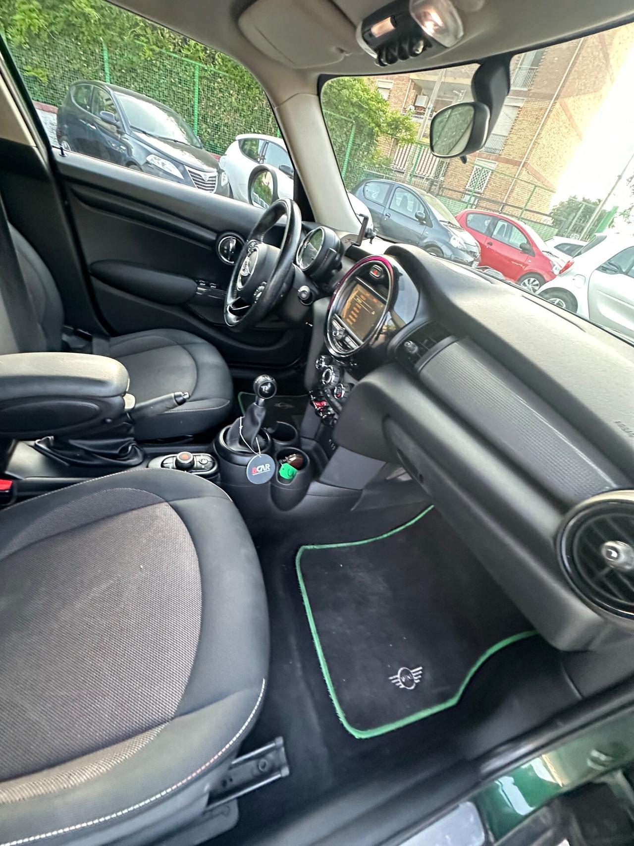 Mini 1.5 Cooper D Hype