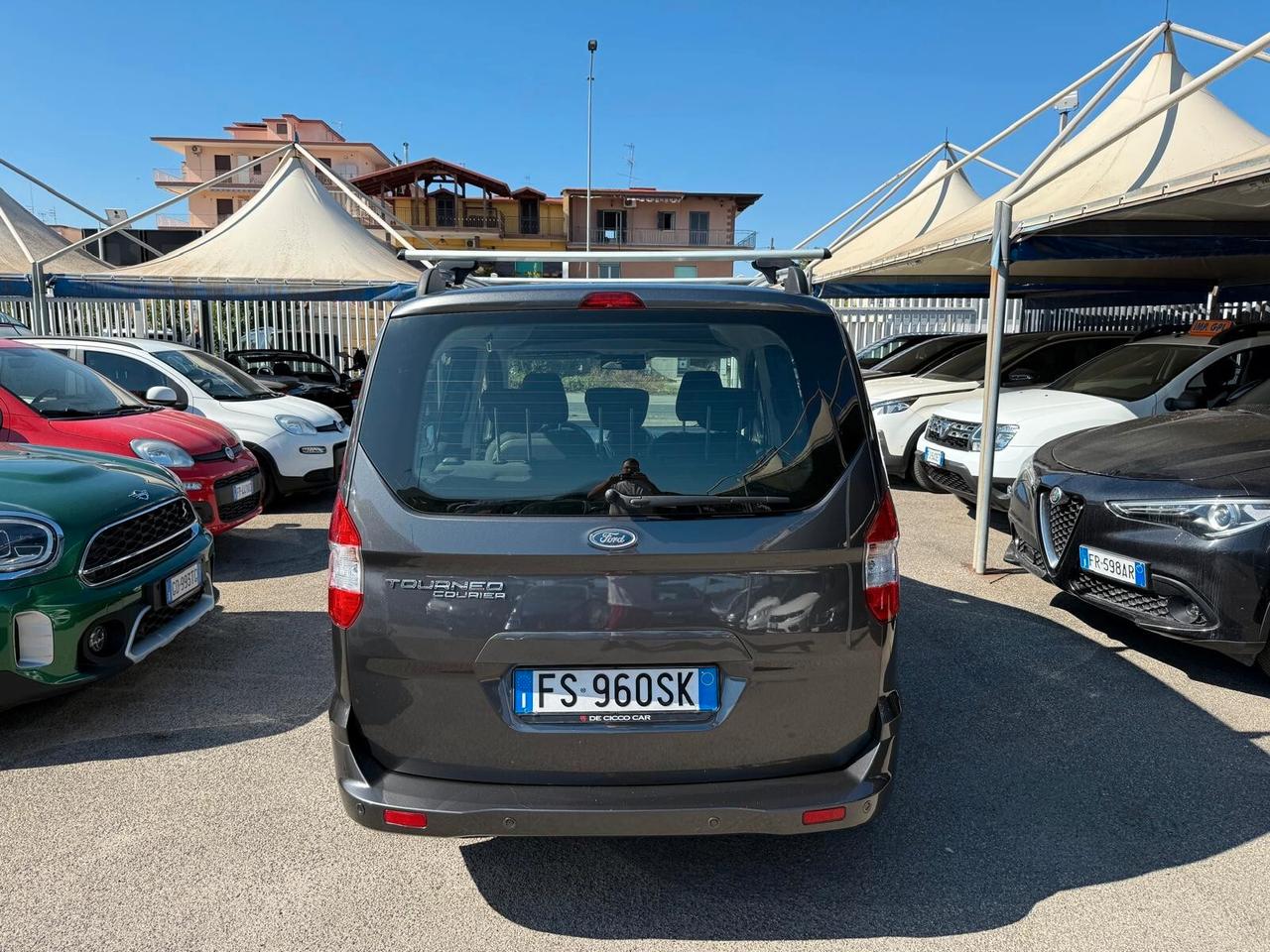 Ford Tourneo Courier 1.5 TDCI 100 CV Plus