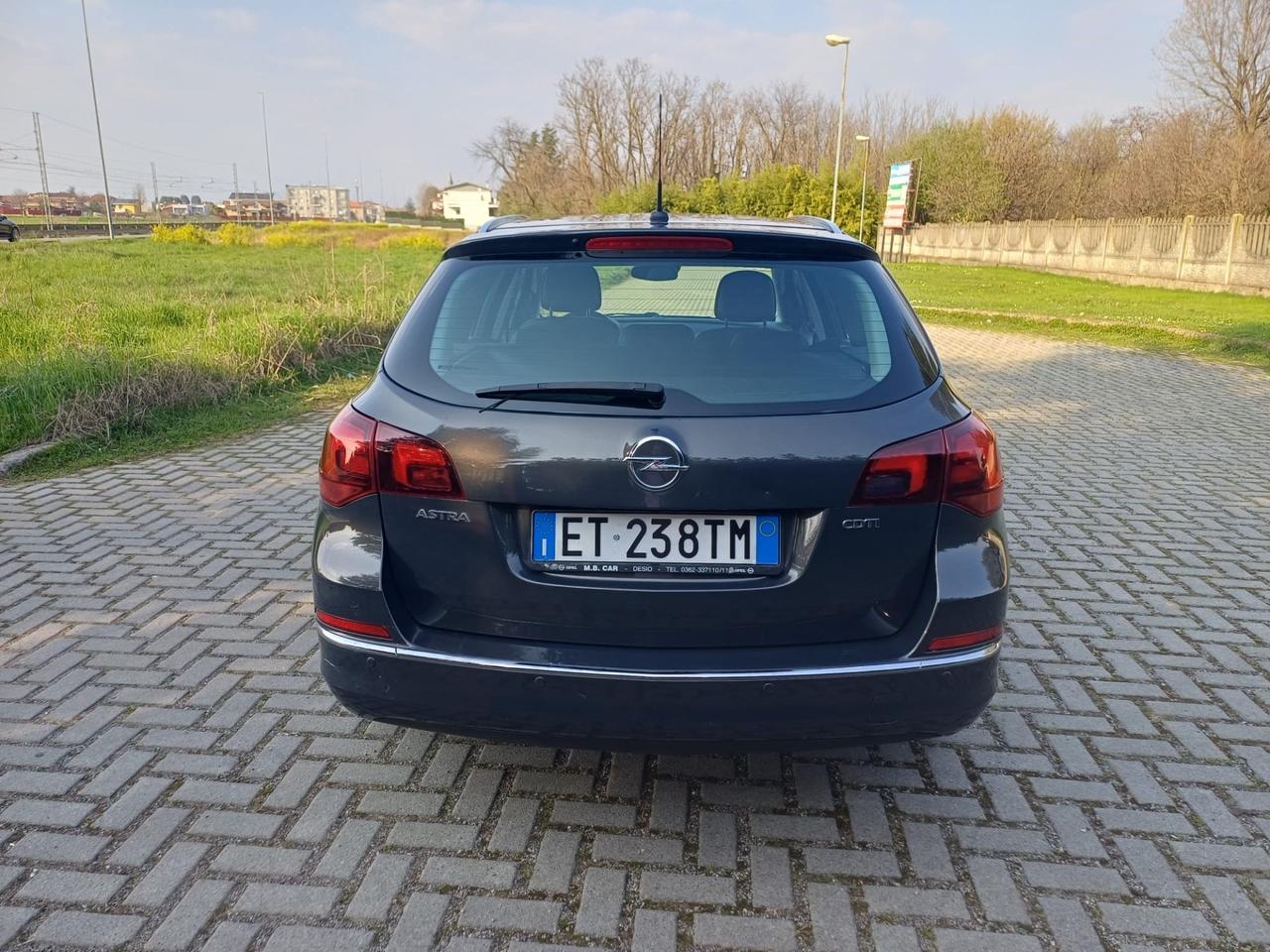 Opel Astra 1.7 CDTI 110CV Sports Tourer Cosmo