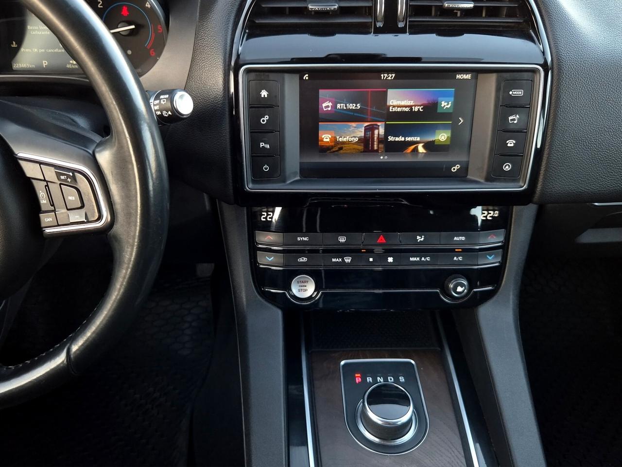 Jaguar F-Pace 2.0 D 180 CV AWD aut. Prestige