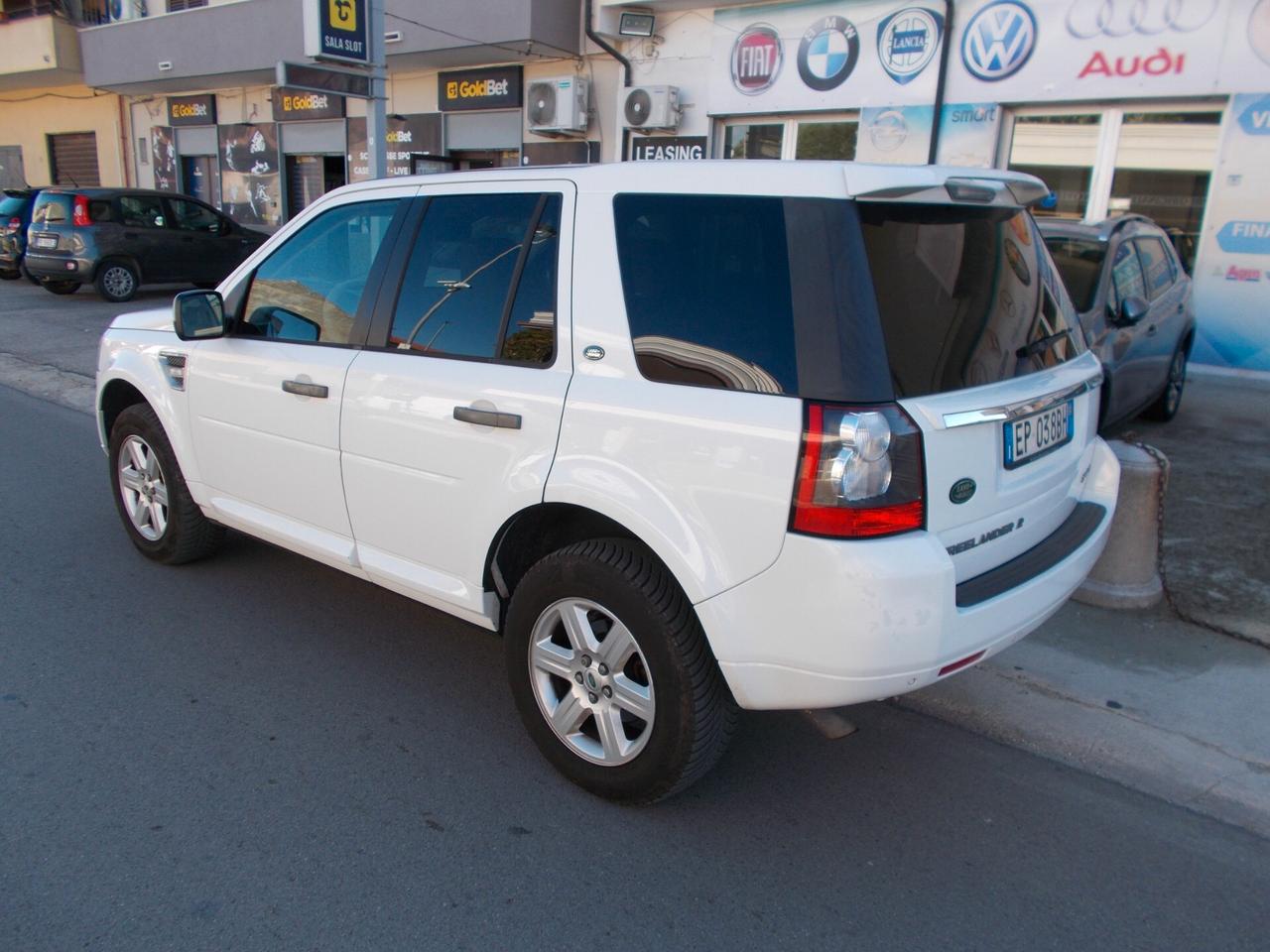 Land Rover Freelander 2.2 SD4 S.W. SE