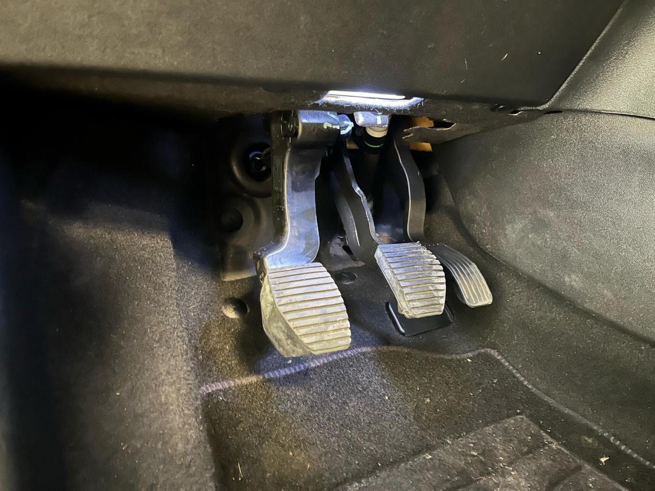 Peugeot 208 1.6 e-HDi 92 CV Stop&Start 3 porte Allure