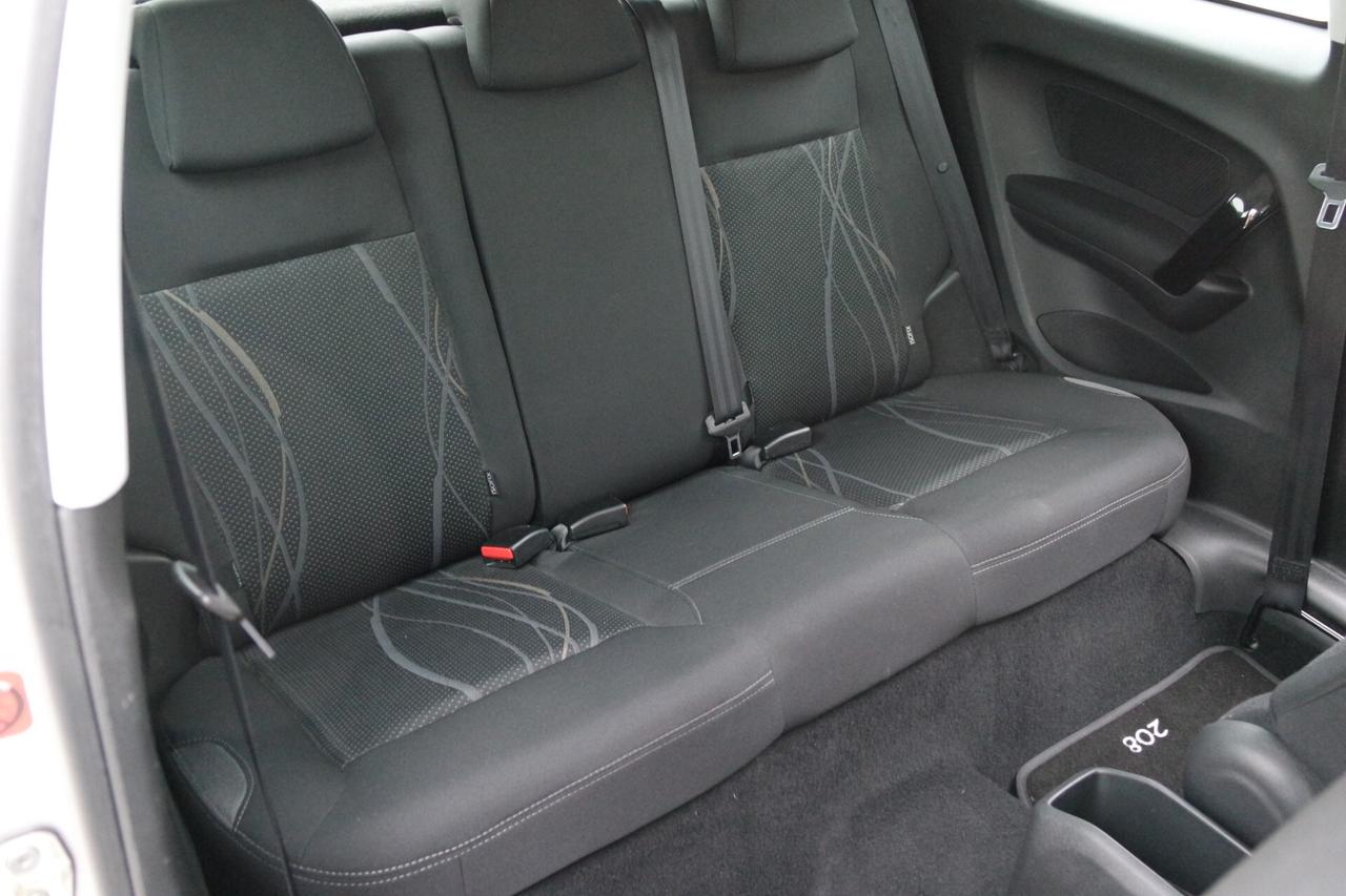 Peugeot 208 PureTech 82 3 porte Active