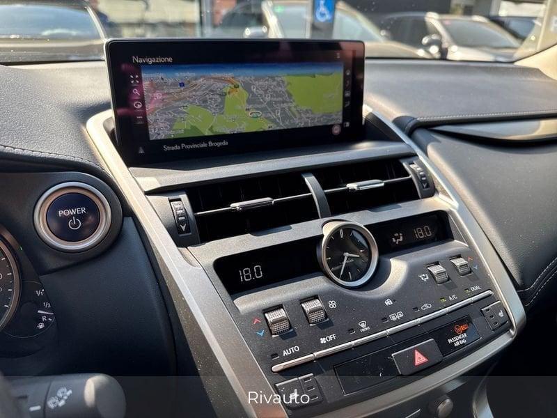 Lexus NX 300 h 2.5 Premium 4wd cvt