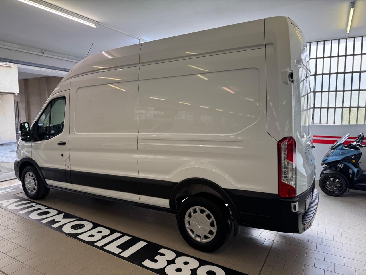 Ford Transit 350 2.0TDCi EcoBlue 170CV PL-SL-TA Furg. Jumbo Trend