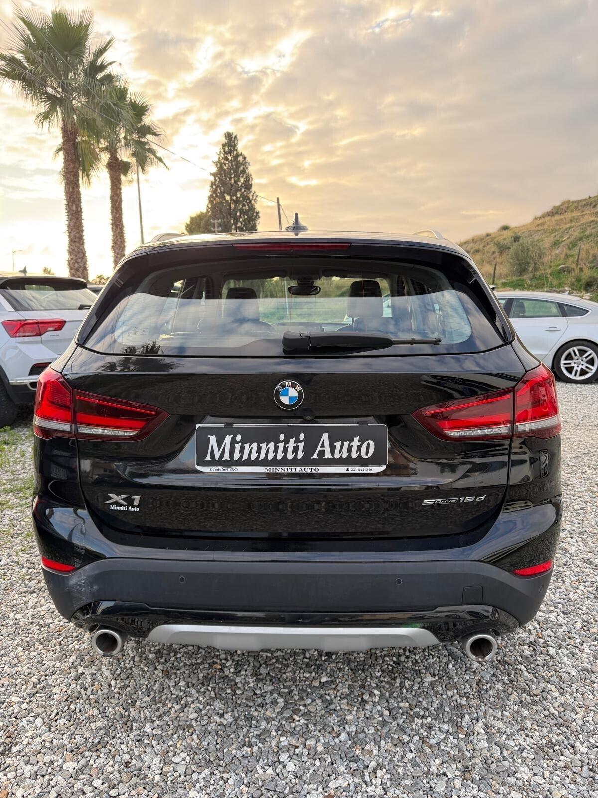Bmw X1 sDrive18d xLine con tetto apribile