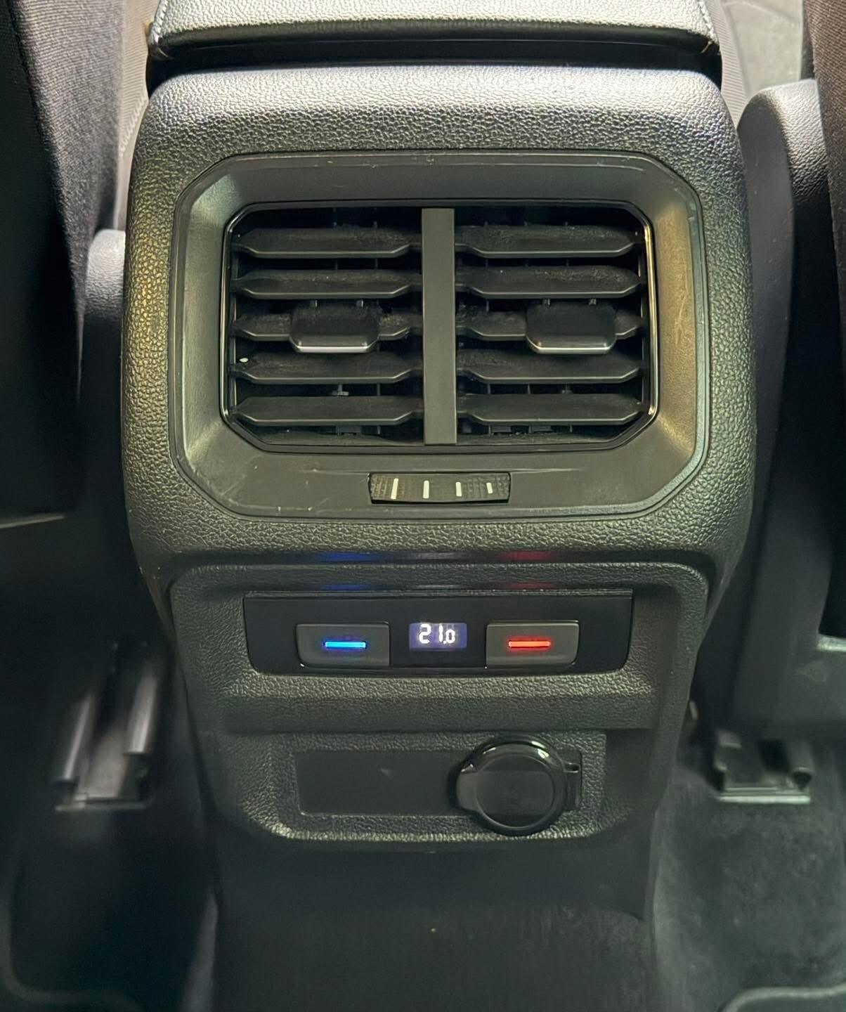 Volkswagen Tiguan 2.0 Tdi 150CV dsg Elegance VIRTUAL