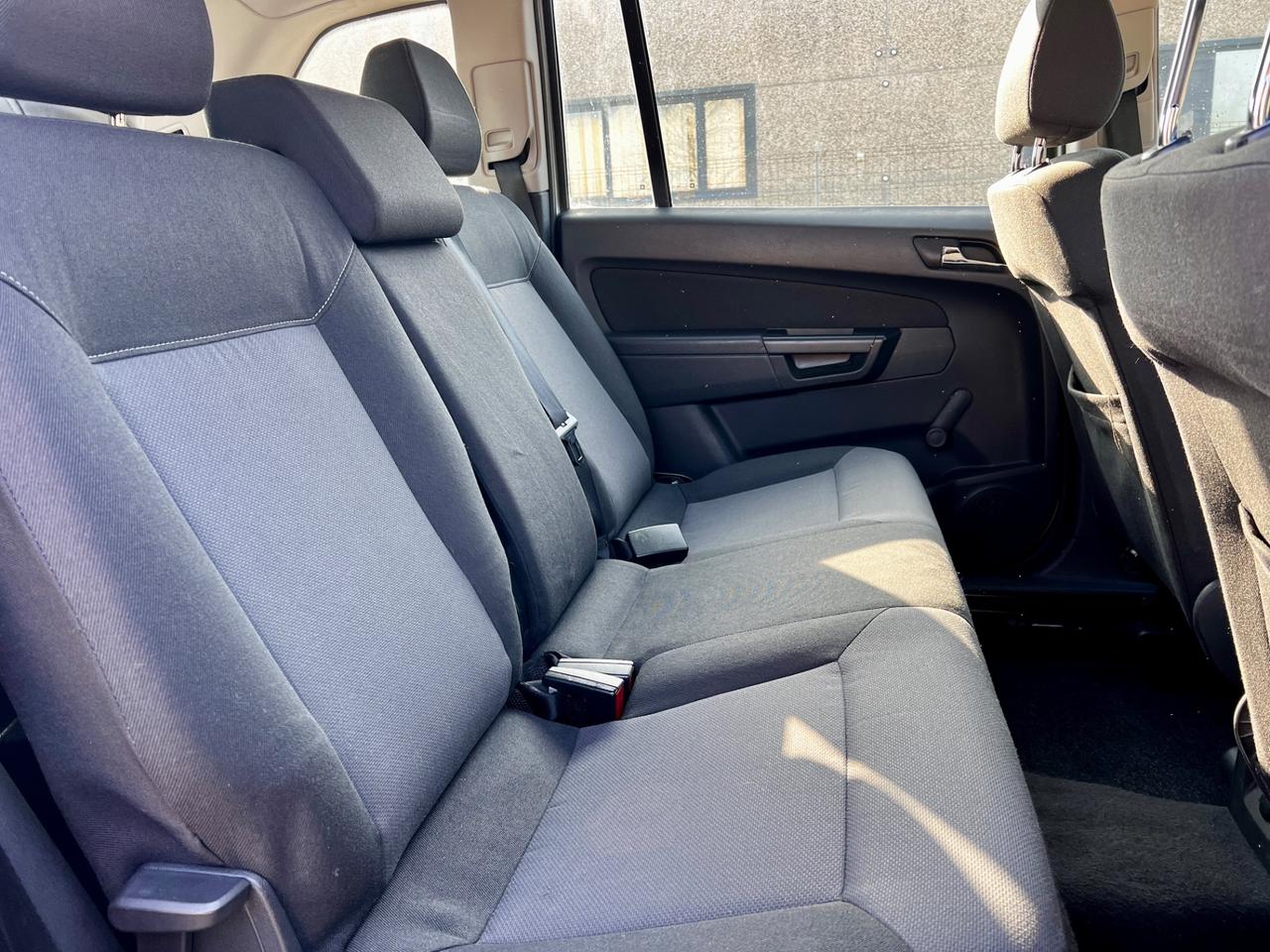 Opel Zafira 1.6 16V ecoM 94CV Cosmo