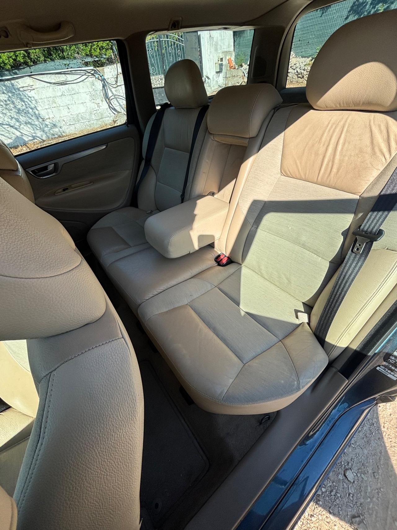 Volvo V70 2.5i turbo 20V cat T Summum