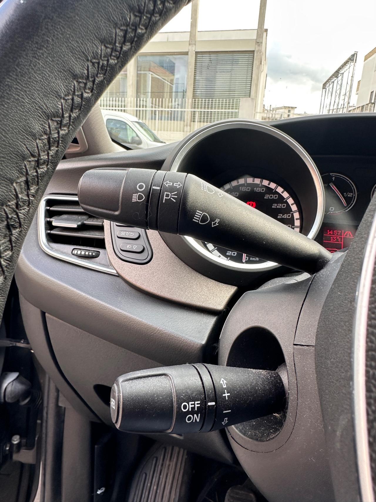 Alfa Romeo Giulietta 1.6 105 CV Progression-2015