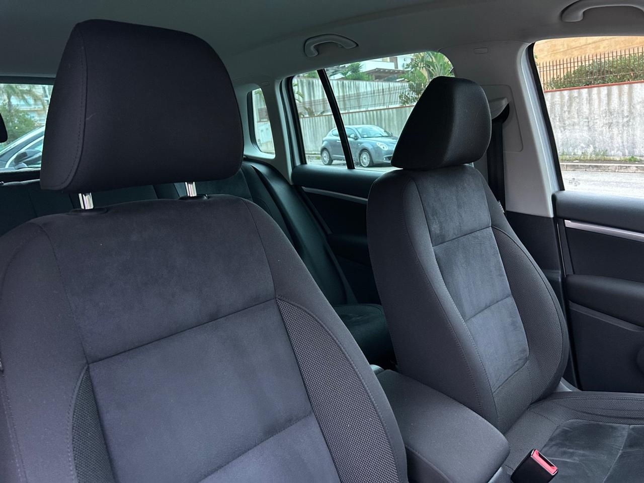 Volkswagen Tiguan 2.0 TDI Bluemotion usato in garanzia !!!