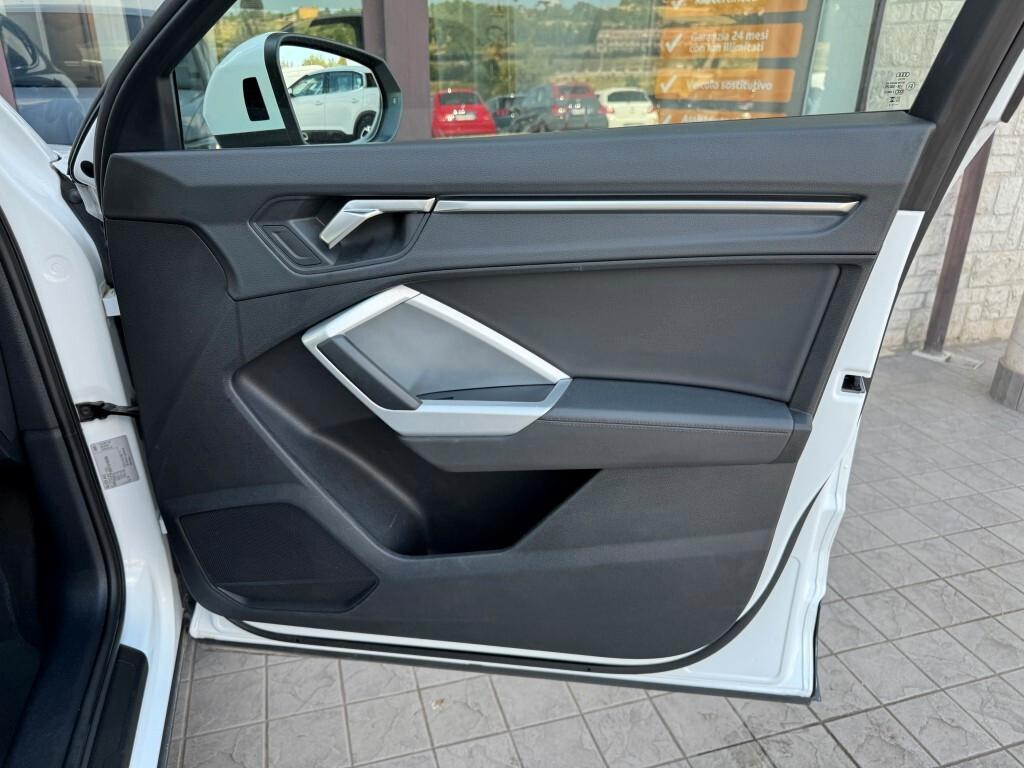 Audi Q3 Sportback 35 1.5 Tfsi Business Plus Manuale