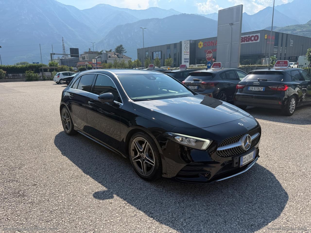 MERCEDES-BENZ A 160 Premium AMG LINE