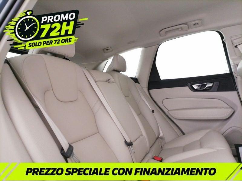 Volvo XC60 2.0 b4 Plus Dark awd auto