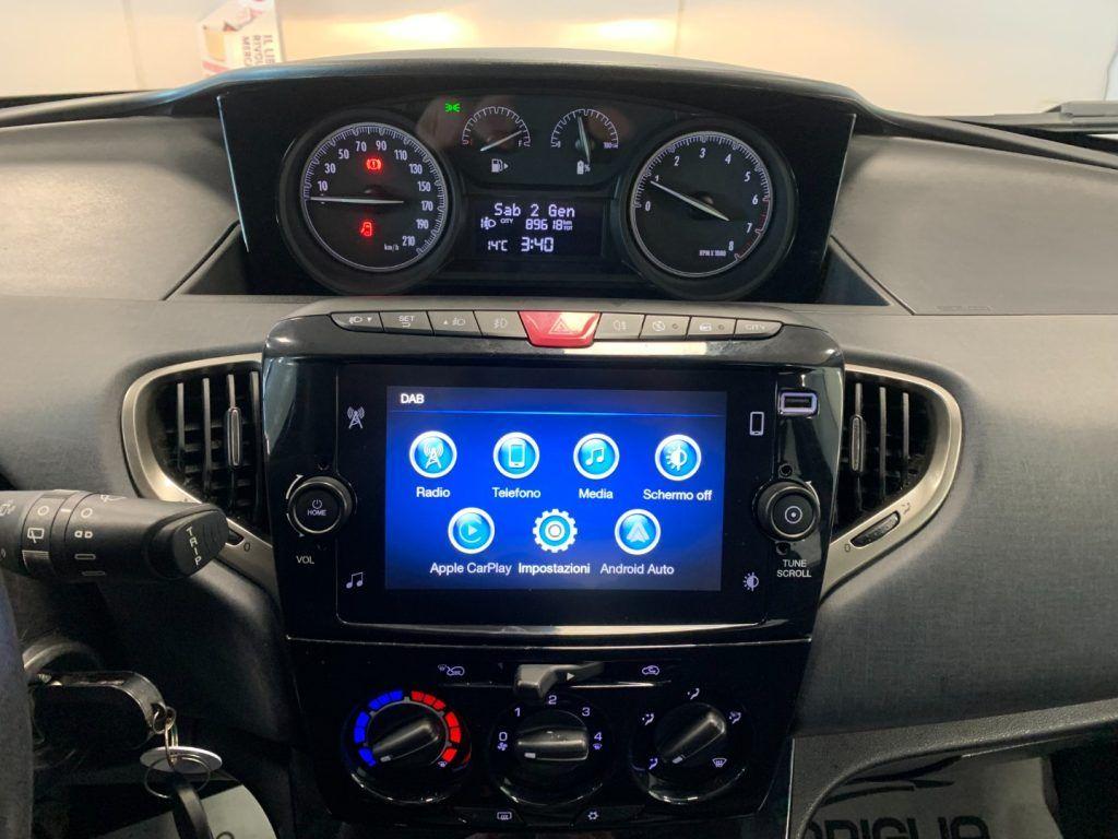 Lancia Ypsilon 1.0 Benzina Hybrid Ecochic Gold 5 Porte