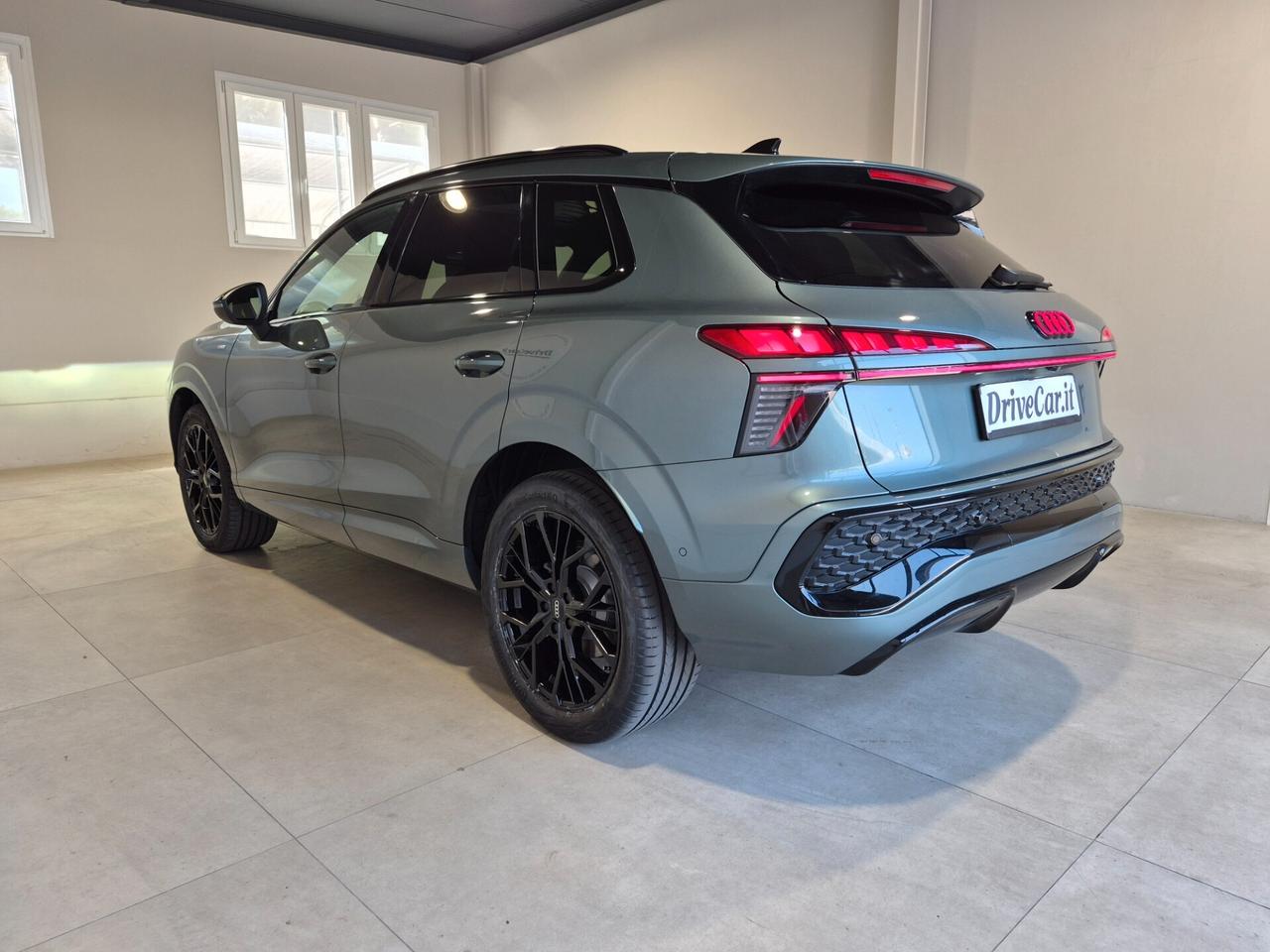 Audi Q3 1.5 TFSI MHEV S LINE EDITION 150CV S-TRONIC TETTO PANORAMICO APRIBILE ACC RETROCAMERA LUCI AMBIENTE PLUS