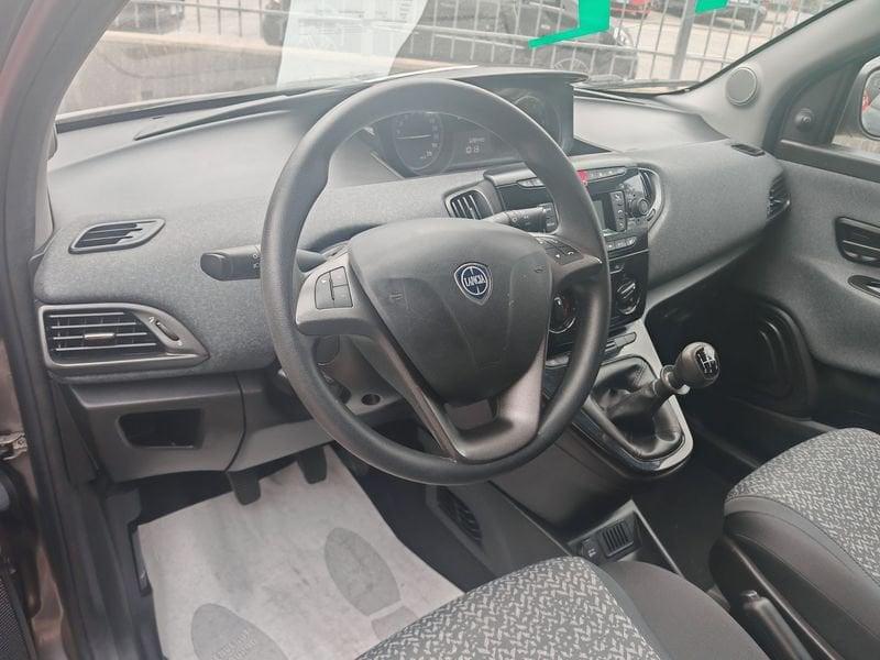 Lancia Ypsilon 1.2 69 CV 5 porte GPL Ecochic Elefantino Blu