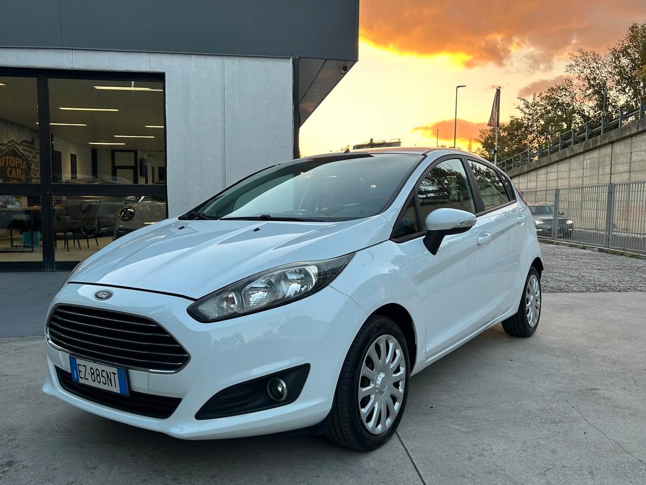 Ford Fiesta 1.5 TDCi 75CV 5 porte Black& White Edition