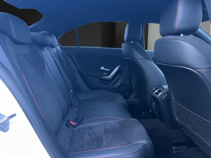 Mercedes-Benz Classe A A 200 d Automatic Premium