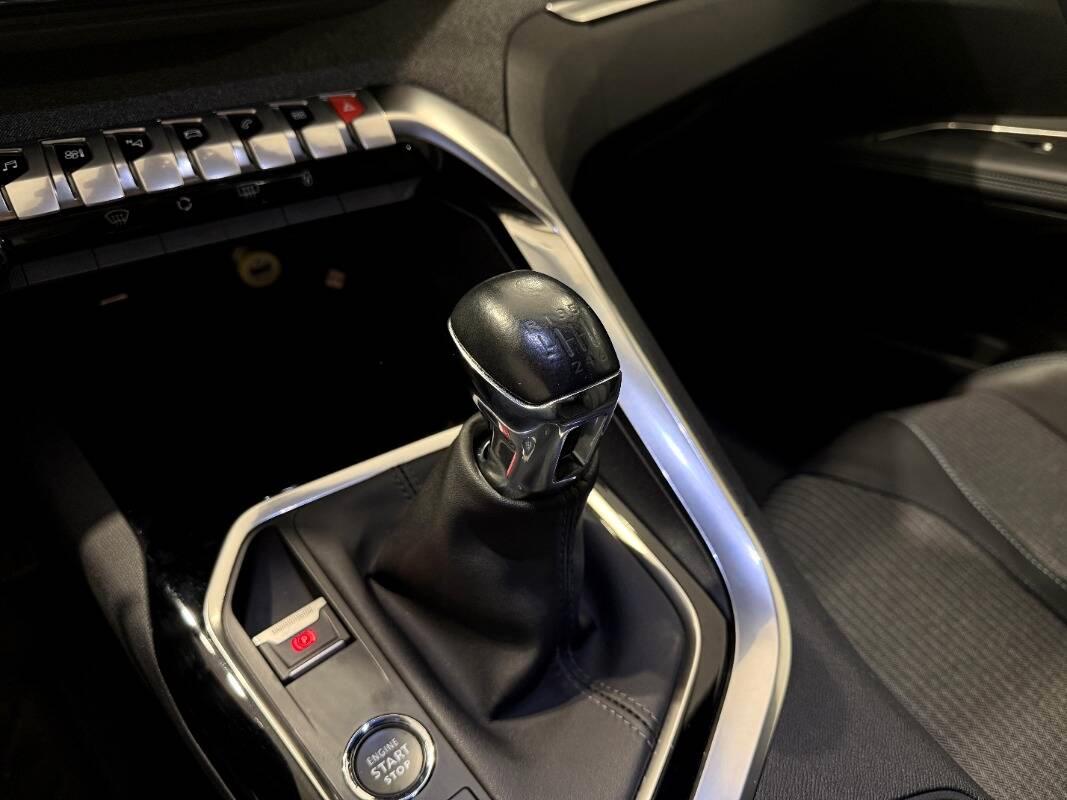 Peugeot 3008 II 1.2 puretech t Allure Pack s&s 130cv