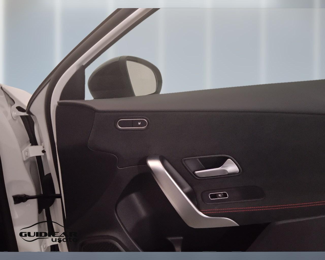 Mercedes-Benz Classe A - W177 2023 - A 180 AMG Line Advanced Plus Digital Edition auto