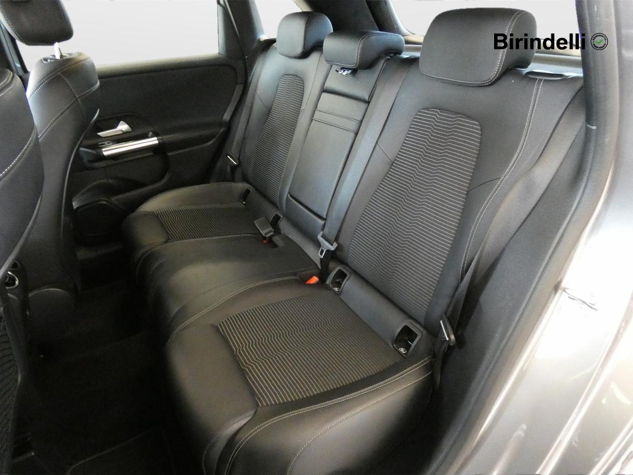 Mercedes-Benz Classe B (W247) - B 180 d Automatic Sport