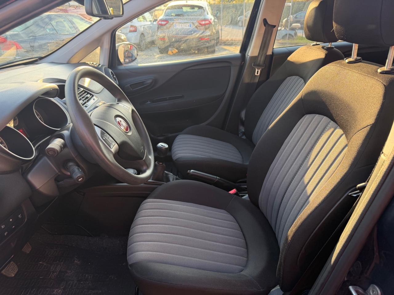 Fiat Punto 1.3 MJT NEOPATENTATI