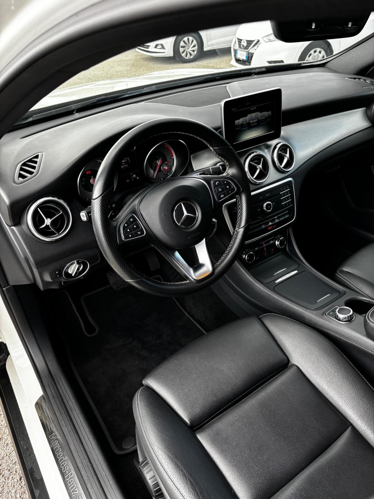 Mercedes-benz GLA 200 d Automatic Sport - 2016