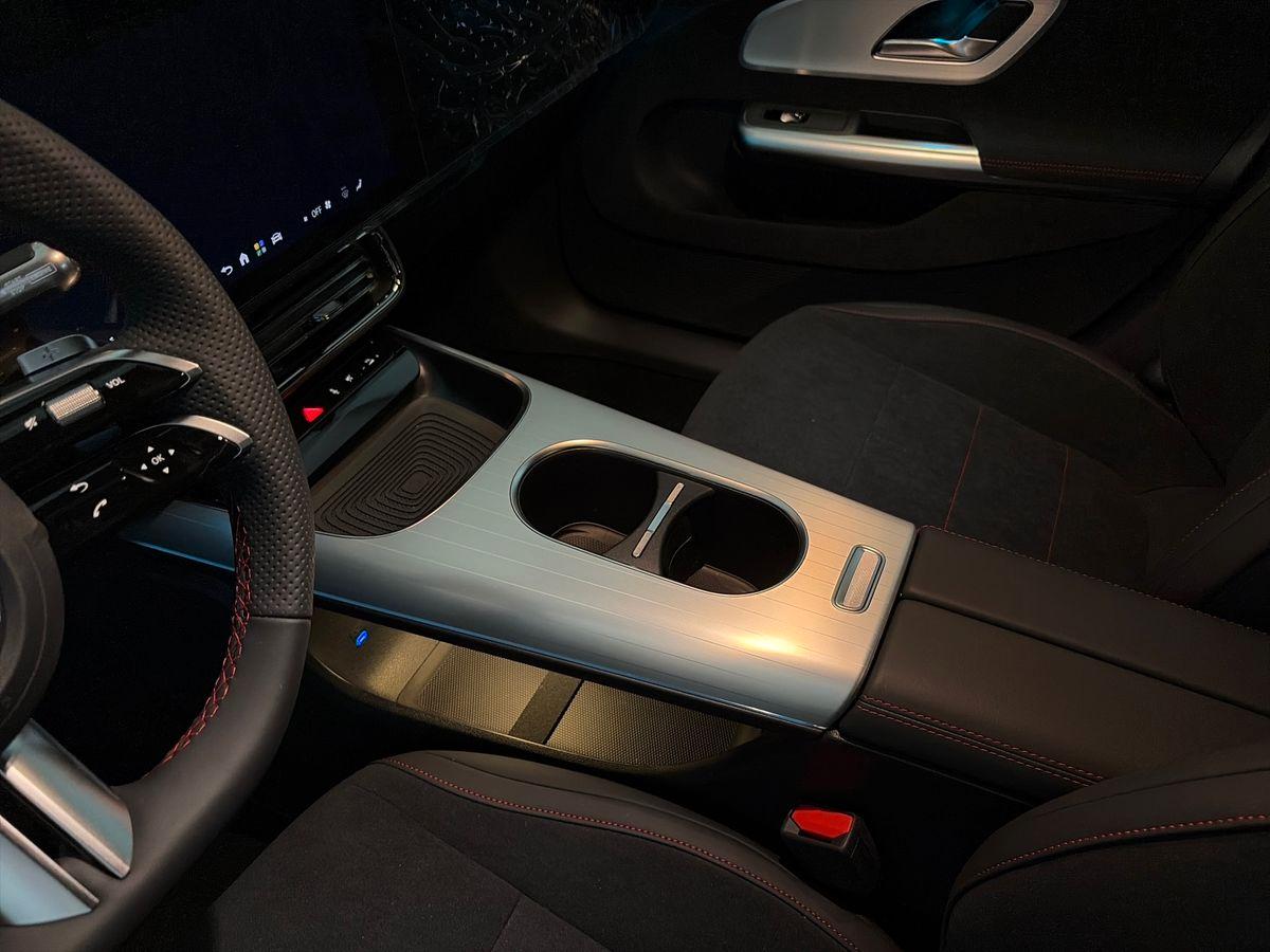 Mercedes-Benz CLA 200 4MATIC