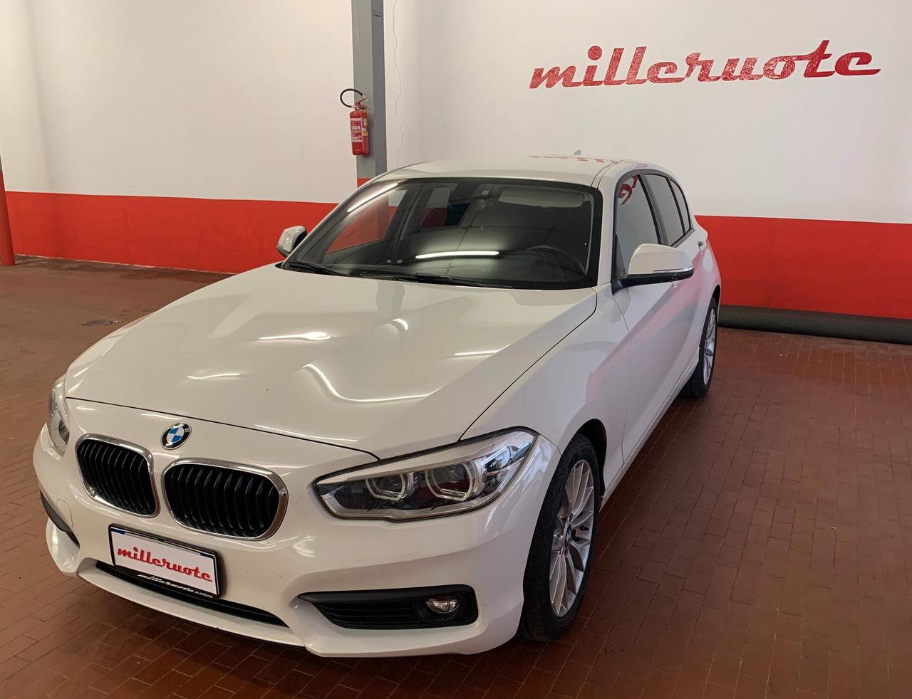 Bmw 116 116d 5p. Advantage