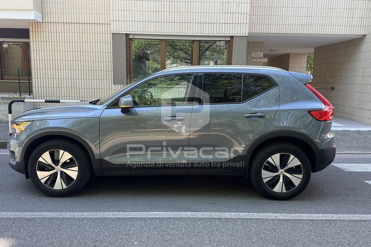 VOLVO XC40 T3 Momentum