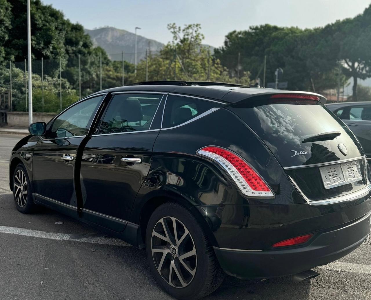 Lancia Delta 1.6 multijet 115cv cambio automatico