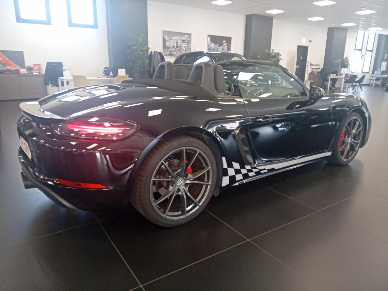 Porsche 718 Spyder Boxster 2.0