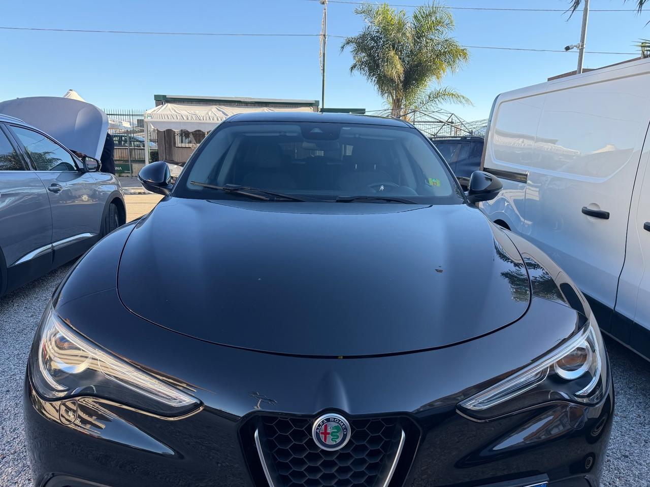 Alfa Romeo Stelvio 2.2 Turbodiesel 190 CV AT8 Q4 Business