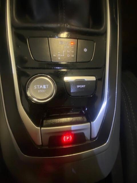 Peugeot 308 BlueHDi 120 S&S EAT6 Allure