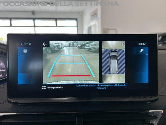 PEUGEOT 5008 1.2 7 POSTI ALLURE