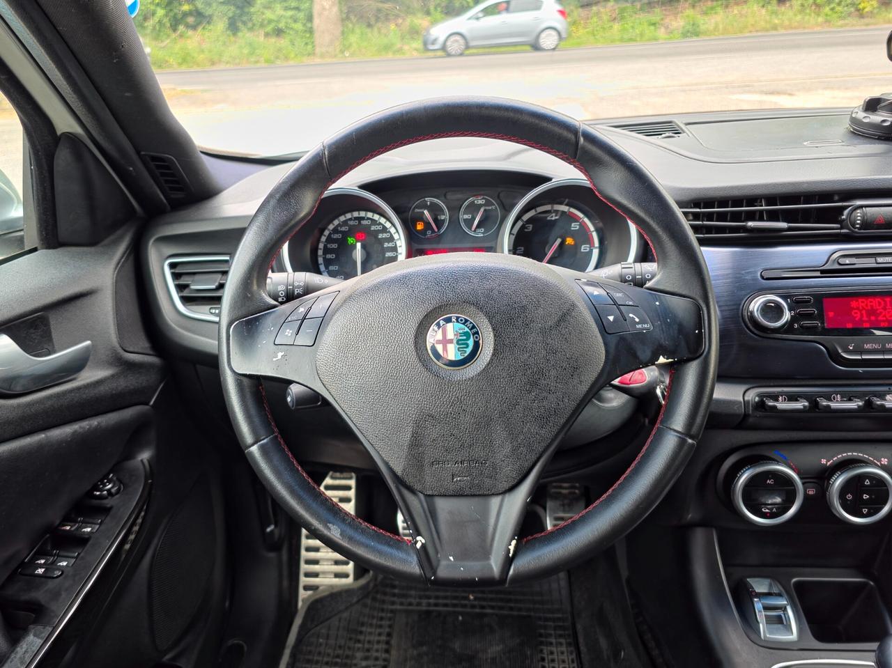 Alfa Romeo Giulietta 2.0 JTDm-2 140 CV Distinctive 2011-E5 Manuale NEO