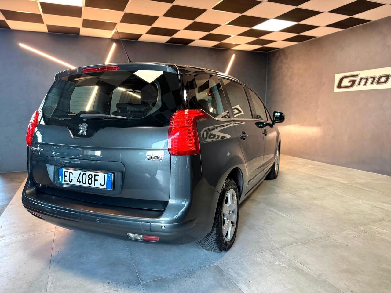 Peugeot 5008 1.6 HDi 112CV Tecno