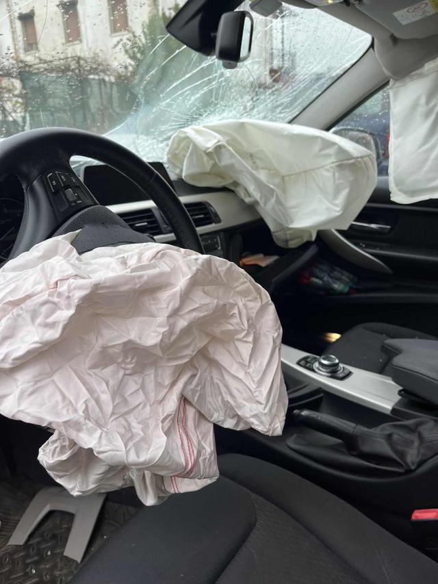 BMW 318 d Touring Business Advantage