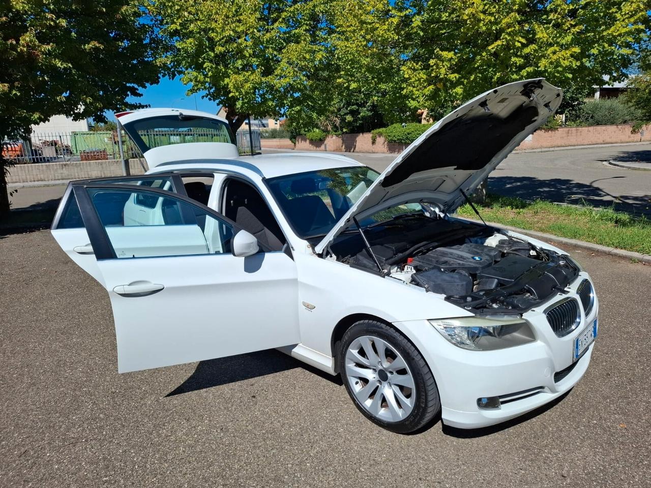 Bmw 318 SW 2.0 TDI 143CV del 2011 NEOPATENTATI