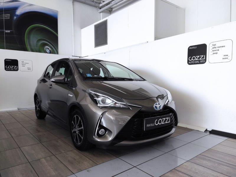 TOYOTA Yaris 3ª serie - Yaris 1.5 Hybrid 5 porte Active