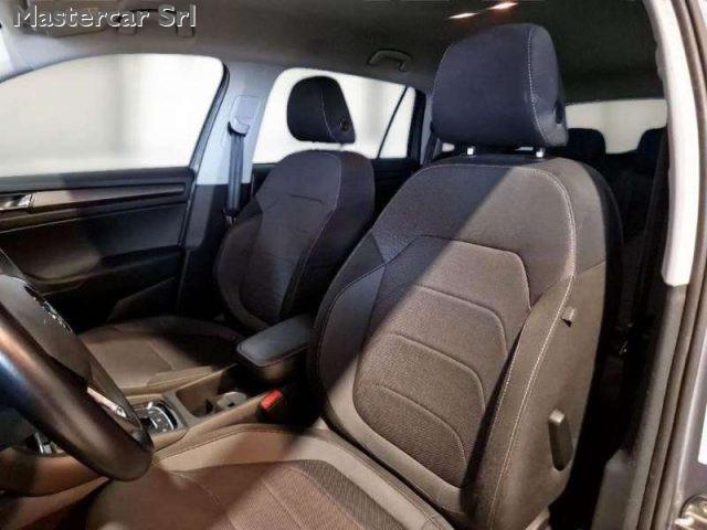 SKODA Kodiaq Kodiaq 2.0 tdi Executive dsg targa GA495XV aut.