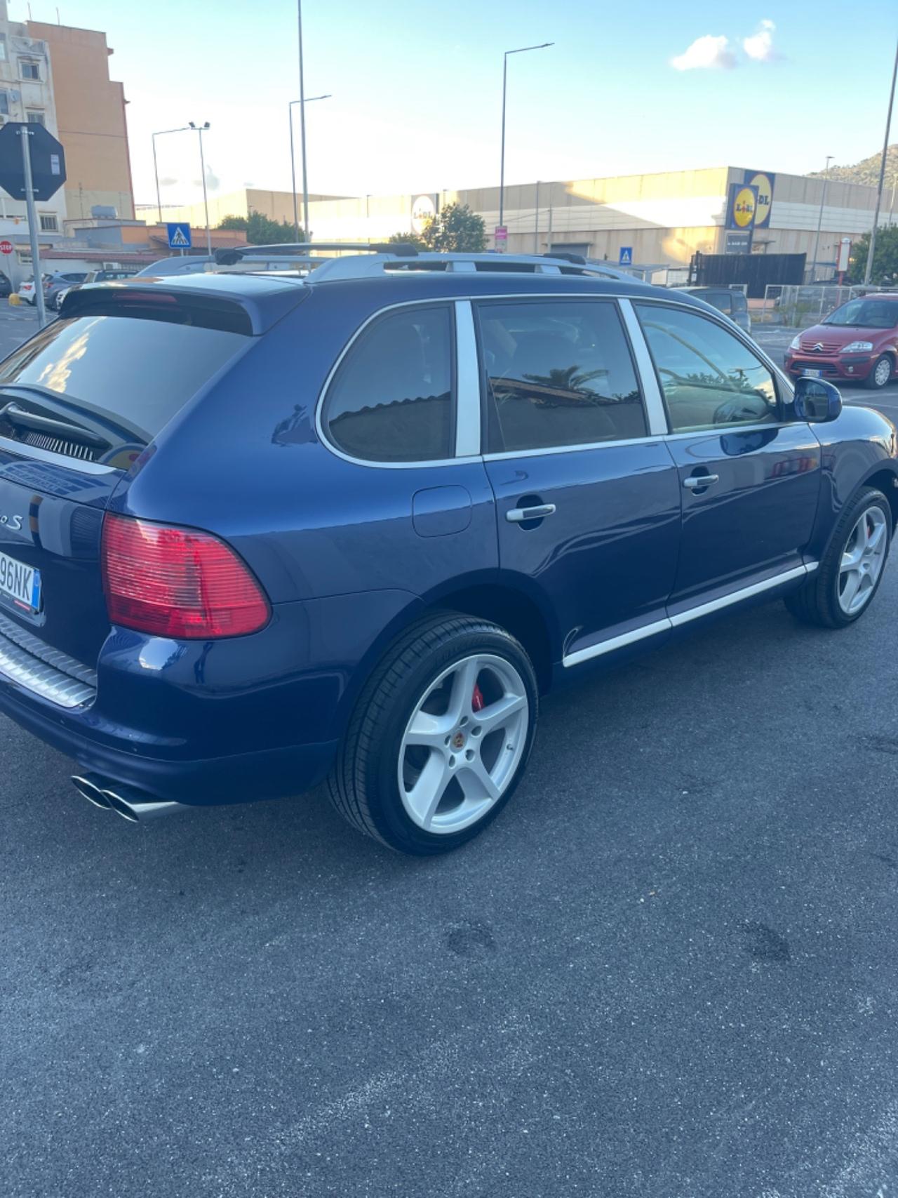 Porsche Cayenne 4.5 cat Turbo S