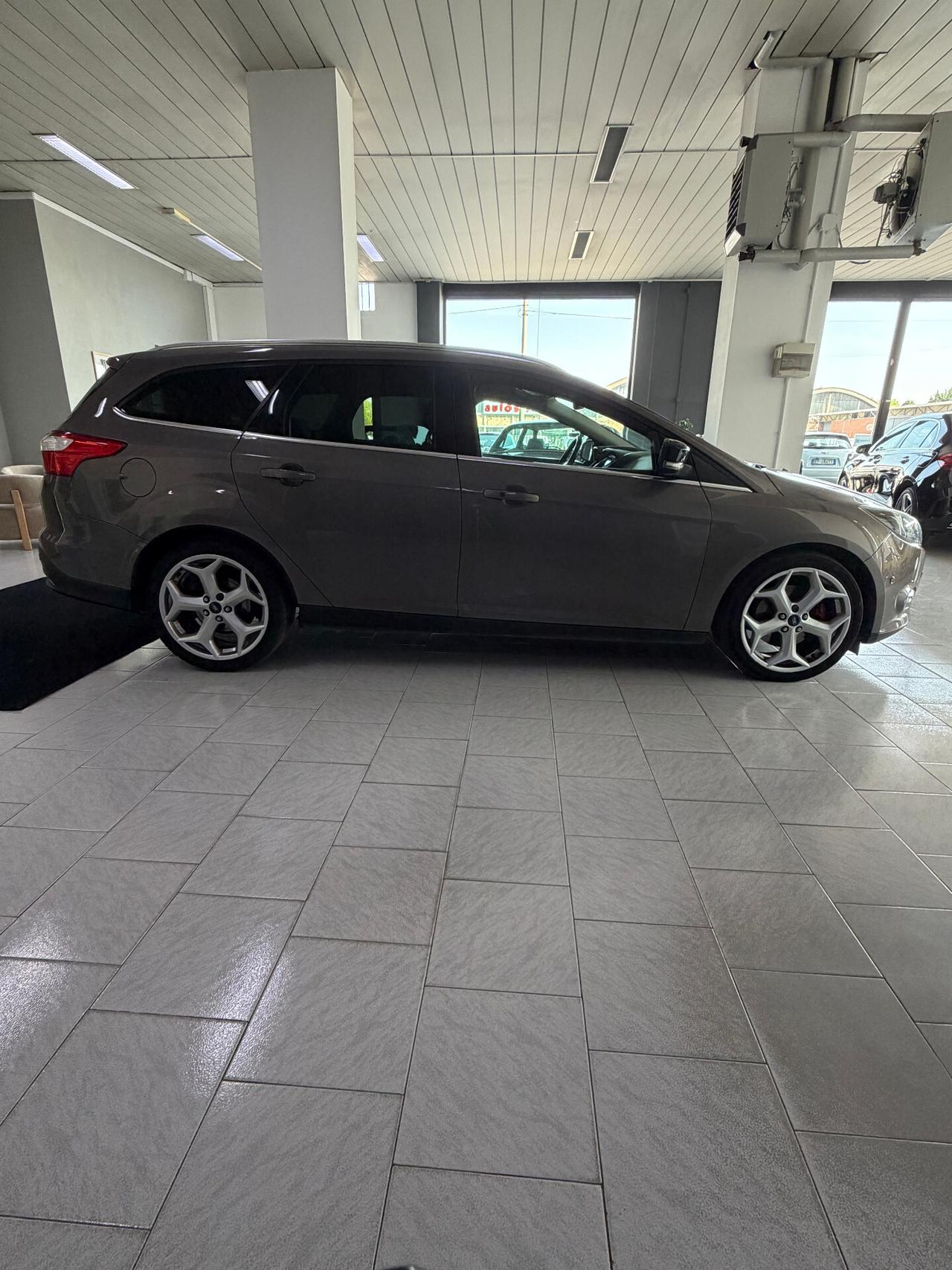 Ford Focus 1.6 TDCi 95CV 5p. Titanium Bs.