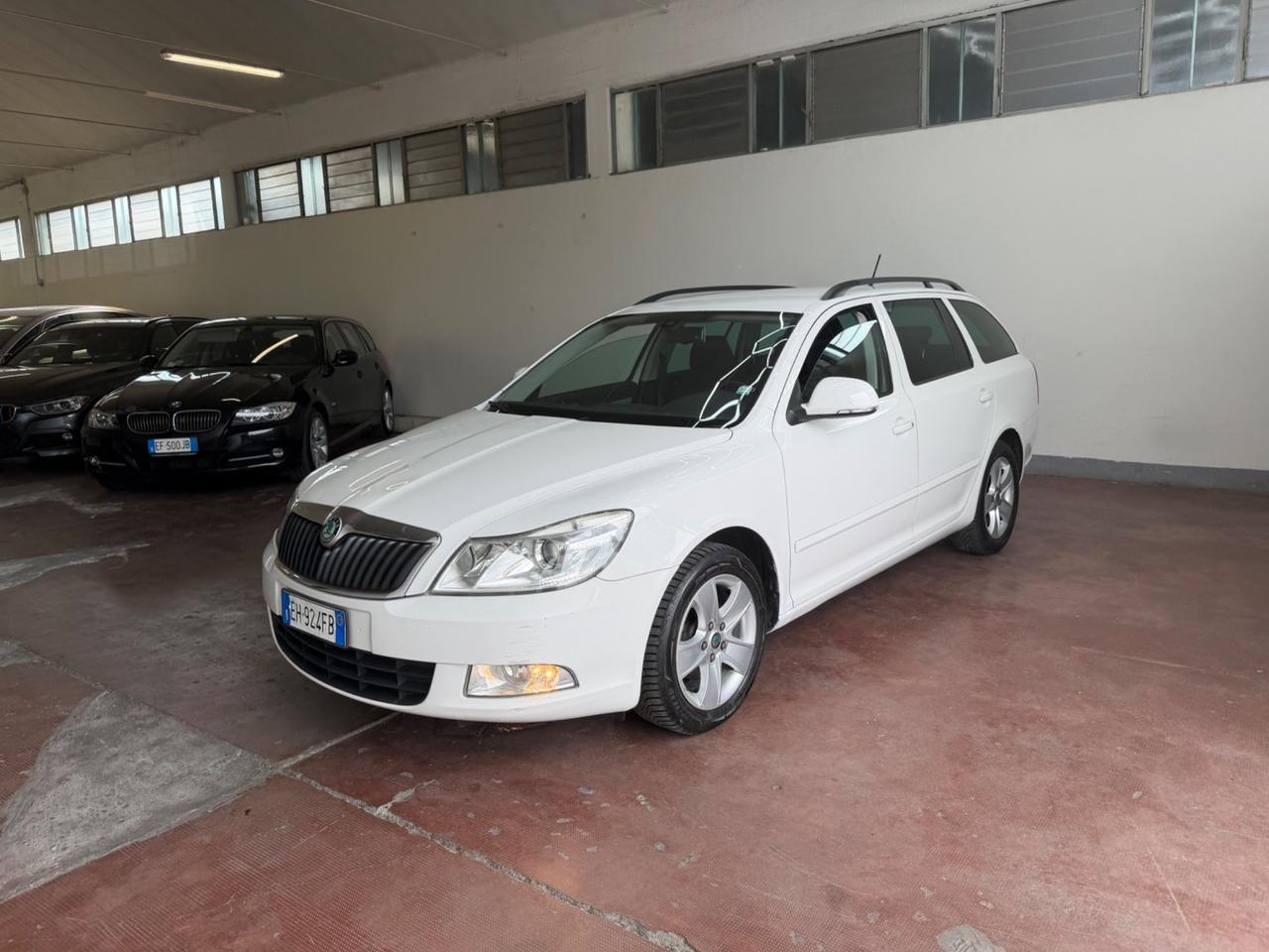 Skoda Octavia 1.6 TDI CR F.AP. Wagon Elegance
